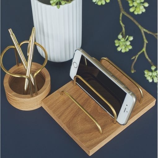 Brass-dock oak brass - pen-up2