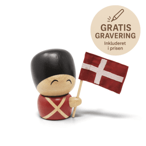 Henrik - stor garder med flag - traefigurer - gratis gravering - fablewood