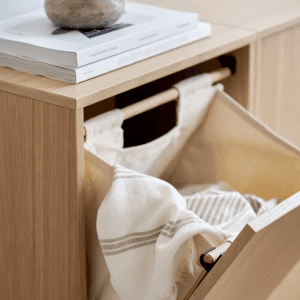 Vaeghaengt Vasketoejskurv - Nordic Oak - recollector