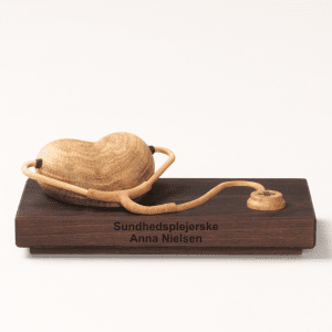 Maya Soele sundhedsplejerske - dimmissionsgaver - traefigurer - gaveide