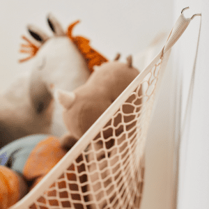 legetoejshaengekoeje - opbevaring boernevaerelse