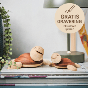 Louise lille skildpadde - Henry stor skildpadde - traefigurer - dyrefigurer - under the sea - fablewood - dansk design - gratis gravering - gaveide